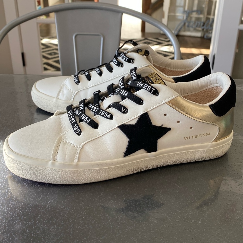Vintage Havanas Size 8 - White/Black/Metallic Gold